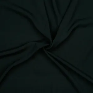 Plain Viscose : Radiance Black