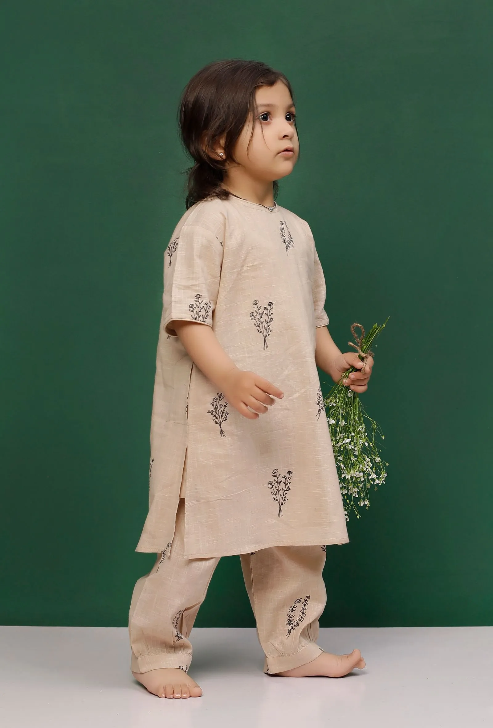 Set of 2: Beige Cotton Slub Block Printed Short Kurta and Printed Pants